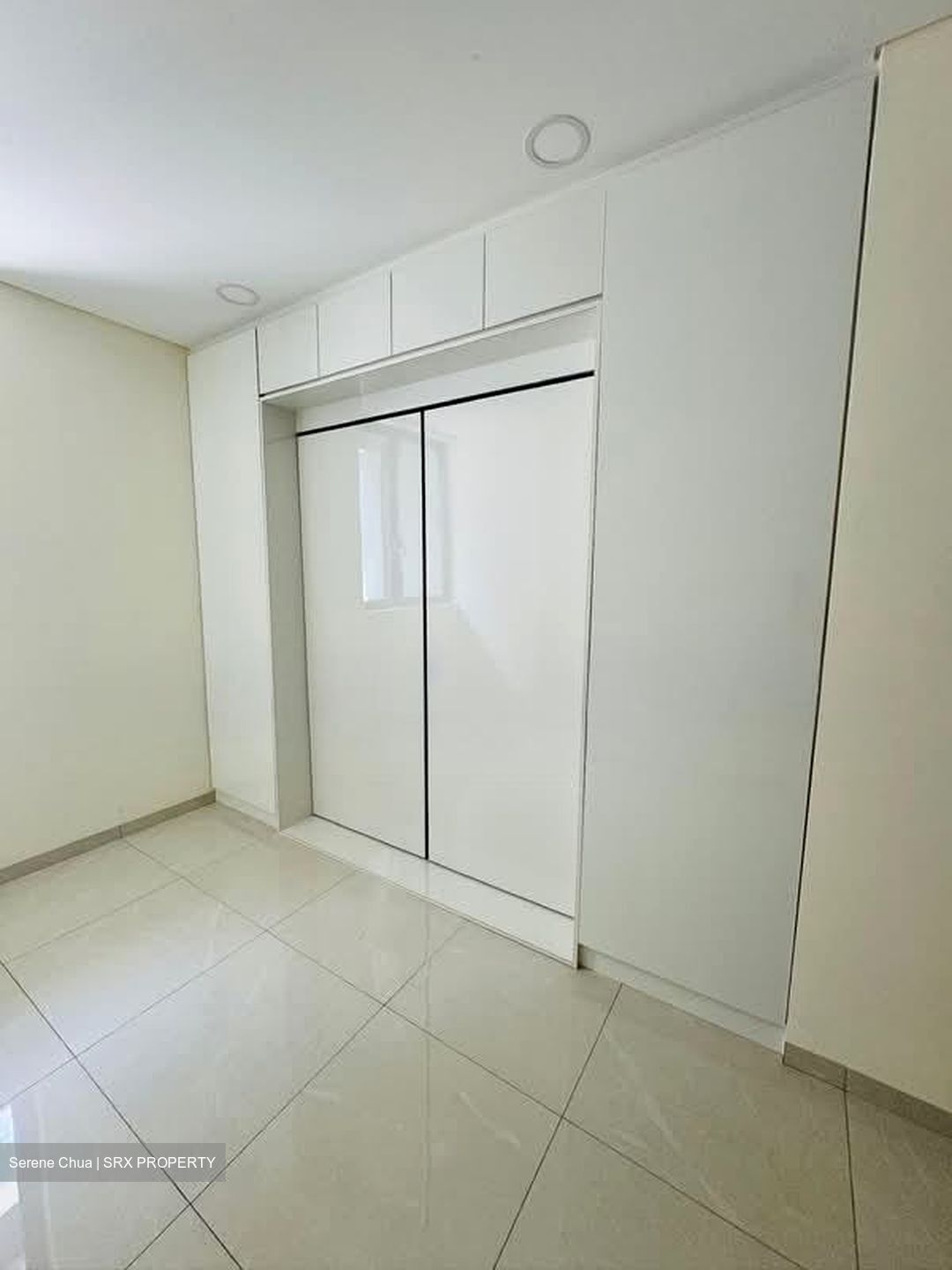 Simon Road (D19), Shop House #599755051